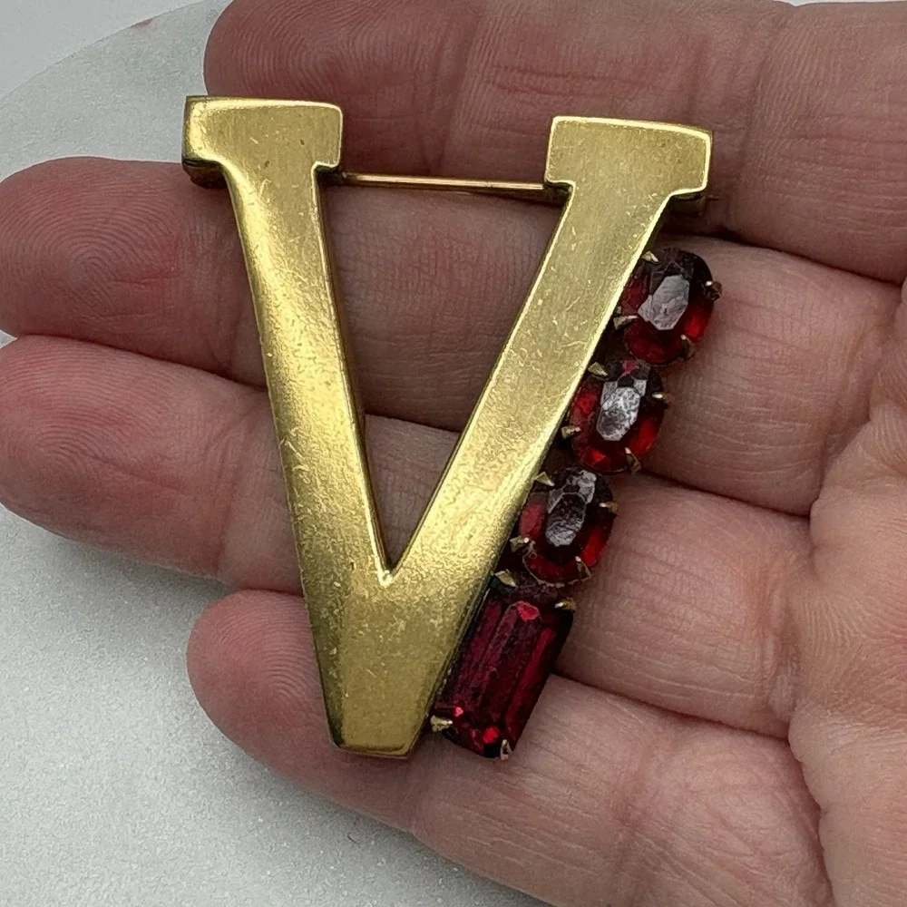 Vintage V Victory Brooch Red Glass Initial V Gold Filled WWII Pin